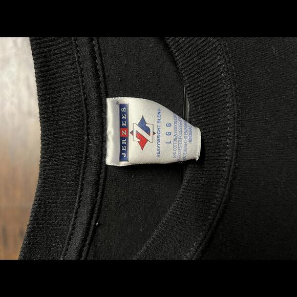 Y2K Vandalay Band Tee - 2 Sided V Logo on Front T-shirt - L - Picture 3 of 5